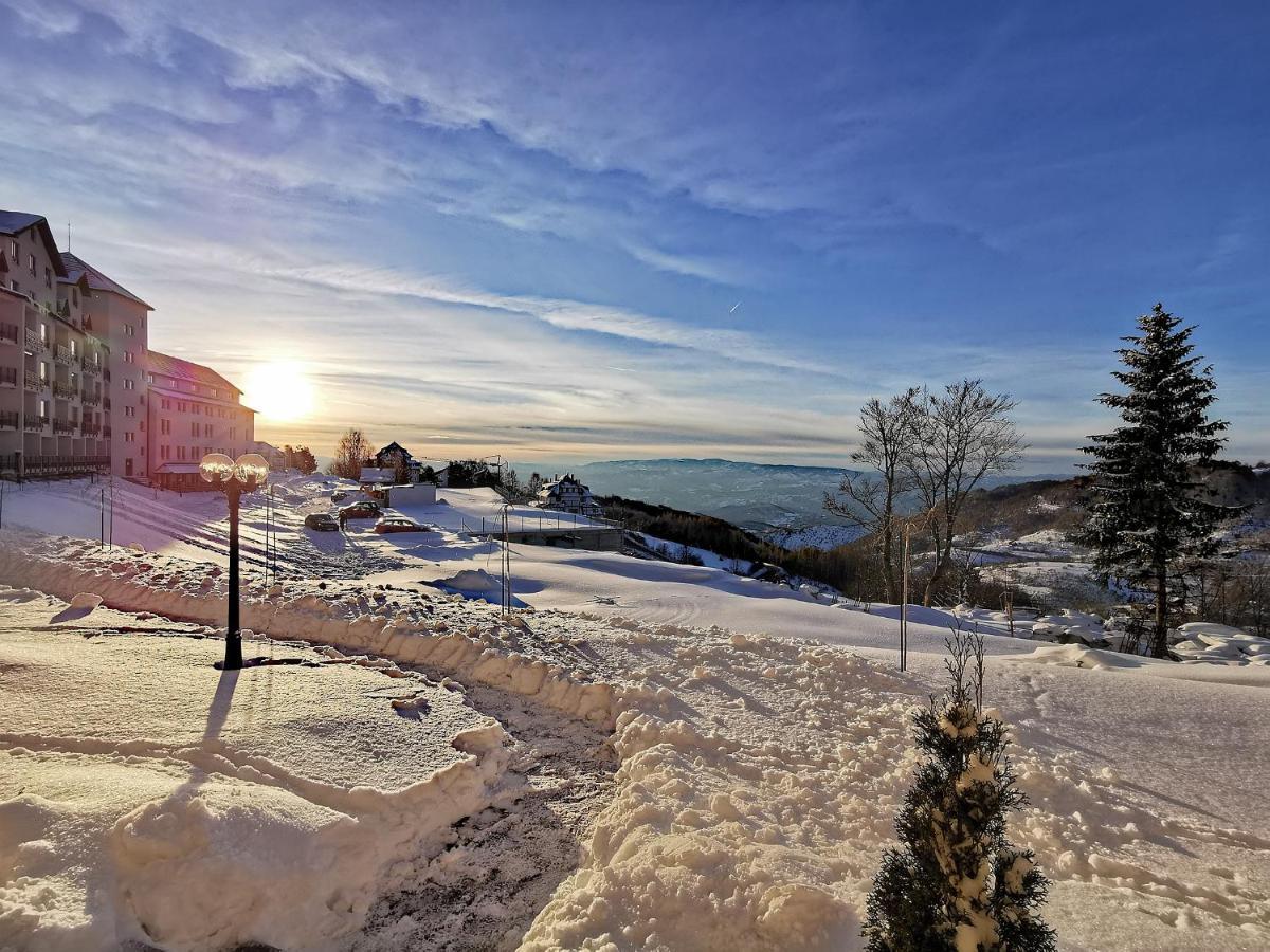 Golden Sky - Milmari Resort & Spa Kopaonik Exterior foto
